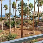 Comfortable Apartment On The 1St Sea Line In The South Of Tenerife