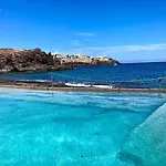 Comfortable Apartment On The 1St Sea Line In The South Of Tenerife