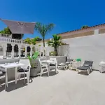 Margot Holiday Suite