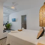 Margot Holiday Suite