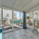 Gorgeous Apartment In Callao Salvaje