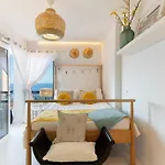 Mouna\'S House