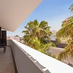3H La Quinta