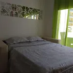 Apartamento Con Vistas Al Mar, Piscina Y Wifi