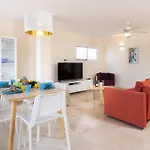 Oasis 21 By Smart Holiday