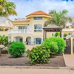 Villa Los Cristianos