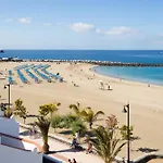 Home2Book Terrace&Pool In Las Americas, Comfy Apt