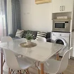 Playa Cerca, Wifi Gratis - Centrico Y Renovado