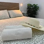 Playa Cerca, Wifi Gratis - Centrico Y Renovado