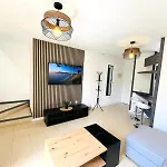 Silent Apartment With Cozy Terrace And Ocean View