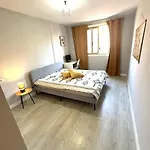 Sunny Stay