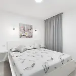 Sunny Halley Apartament