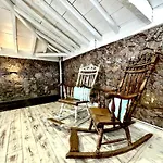 Casa Antigua
