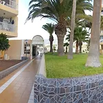 Apartment Las Americas Torres De Yomely