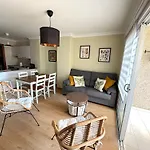 Precioso Apartamento Frente Al Mar, Parking Y Club Deportivo