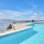 Costa Isora Frontline Pool