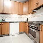 Townhouse With Ac In Callao Salvaje, Sonia, Cs148