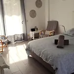 Shining Gold El Dorado With Free Parking And Wifi
