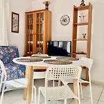 Apartamento en primera línea de playa, céntrico, tranquilo