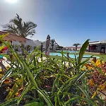 Malibu Park Apartments Sol