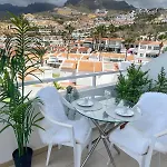 Malibu Park Apartment Luna