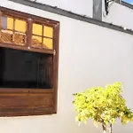 Elegant Studio In The Heart Of Garachico 100 Sqm Parking Available
