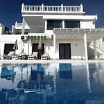 Villa Las Vistas