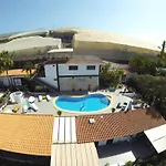 Gut Ausgestattetes Ferienstudio Mit Terrasse