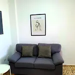 Seaside Whale Apartments Wifi 2D