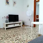 Seaside Whale Apartments Wifi 2D