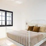 Classbnb - Luxury Townhouse 300M From Playa Del Duque