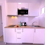 Tropicalidays Marina View Studio
