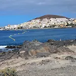 Beach 400Mtr, Top Of Mountain With Spectacular Surround View 200Mtr