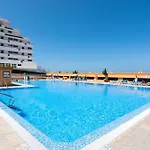 Seguro El Sol En Playa De La Arena