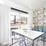 TOP New apartment center Los Cristianos
