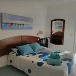 Lovely Flat With Sea-View, 1 Minute Walk To Beach