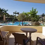 Oasis La Caleta