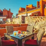 Cosy Townhouse In Costa Adeje
