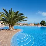 Luxury Golf & Sea Apartment