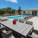 Vivatenerife - Gorgeous Villa With Heated Pool
