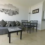 Apartamento En Residencial Cary 2.