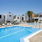241 Quiet Bungalow With Terrace And Barbecue