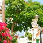 New Renovated Duplex Near The Ocean Located In Tenerife Sur