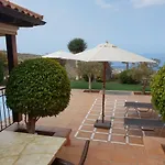 Villa Strelitzia
