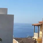 El Galeon Townhouse