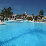 Two Bedroom Beachfront Apartment No 3 With Sea-View, Heated Pool, Close To The Sea