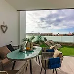 Deluxe 2 Bedrooms With Chillout Terrace