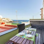 Home2Book Stunning Sea Front House