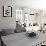 Seaside Luxurous Private 3 Bedroom Villa With Swimming Pool