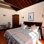 Hotel Rural Finca Sulula